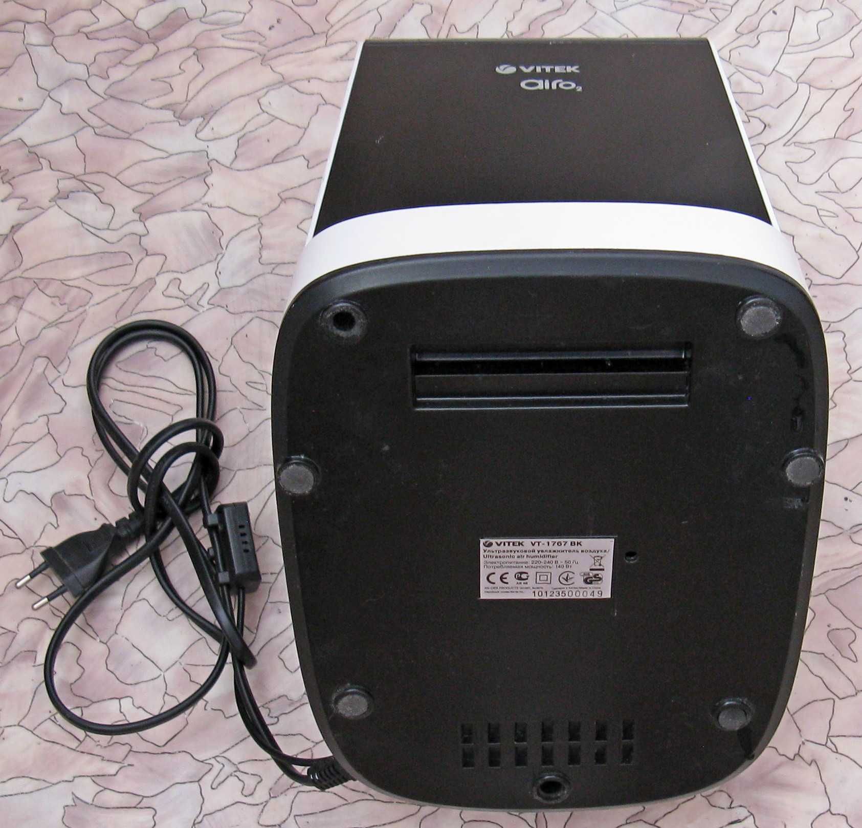 Ультразвуковий зволожувач повітря Vitek VT1767BK