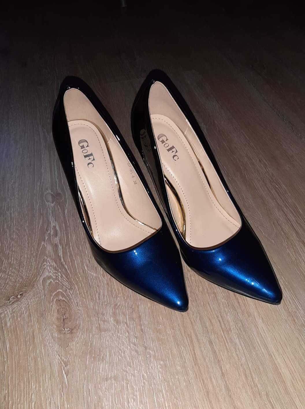 Buty, czółenka,  granatowe ombre, wysoki obcas, sylwester