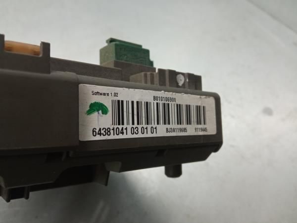 Caixa fusíveis / SAM / BSI BMW 1 (E87)