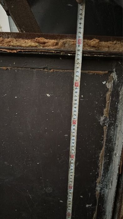 Двері на будівництво