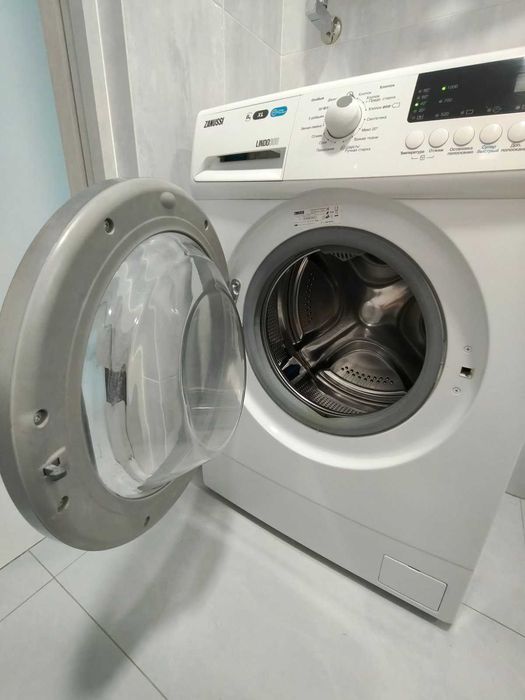 Пральна машинка Zanussi