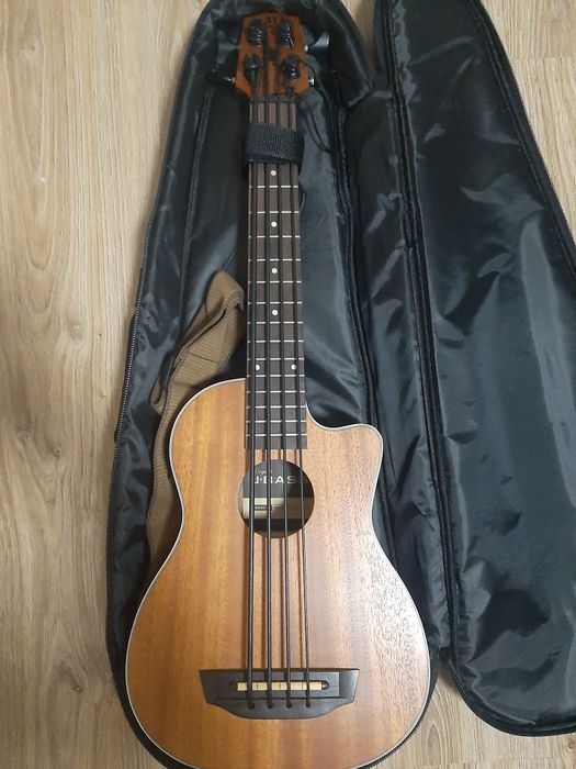 Ukulele basowe Kala U-Bass Scout FS
