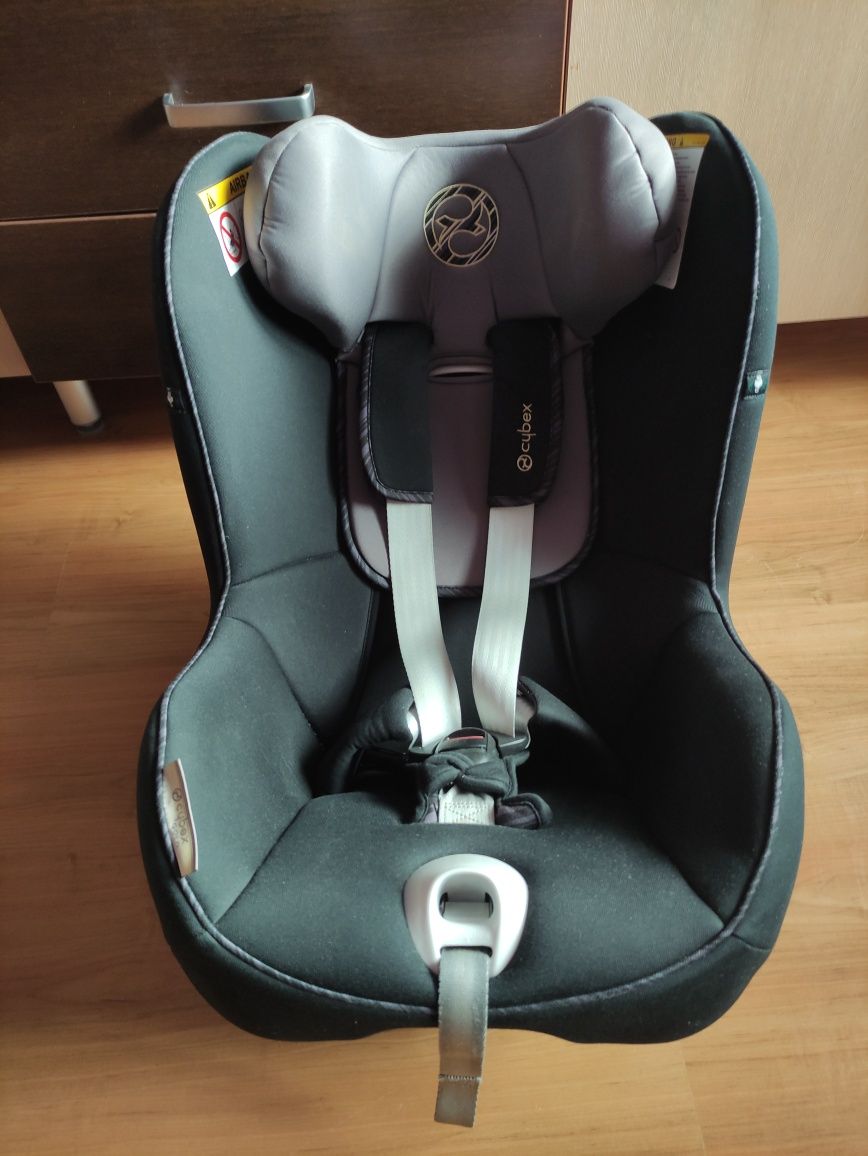 Cybex Sirona S2 i-size RWF fotelik + baza 0-18kg
