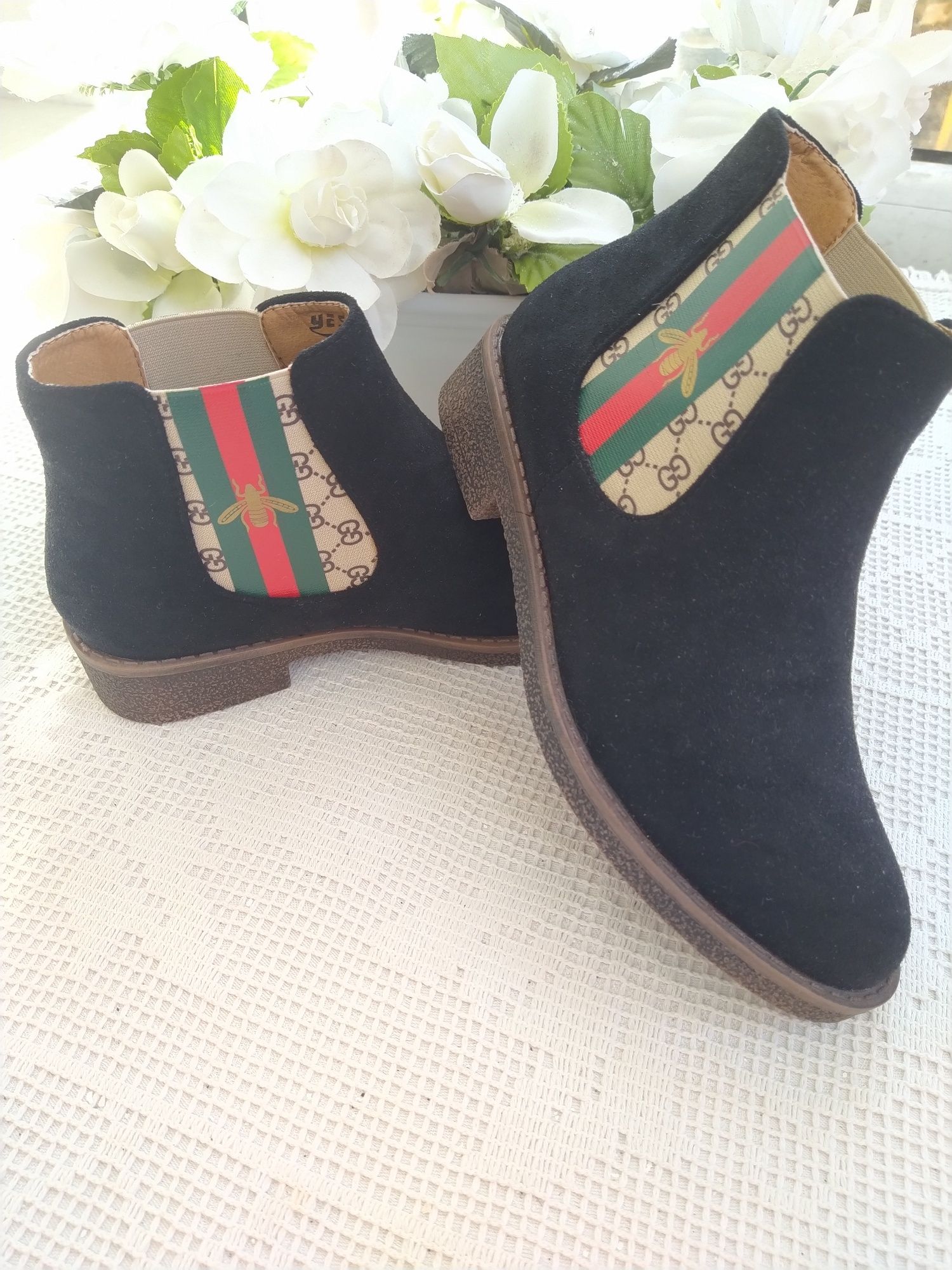 Botas pretas tipo camurça - Yes Smile - Tamanho 37 - Novas!