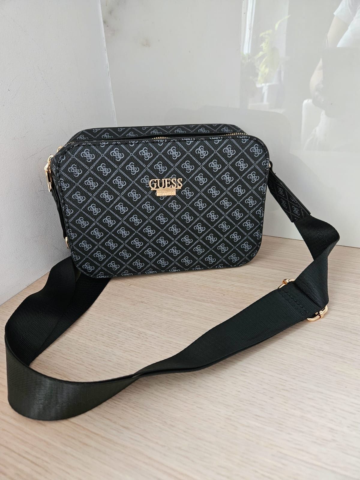 Torebka damska guess
