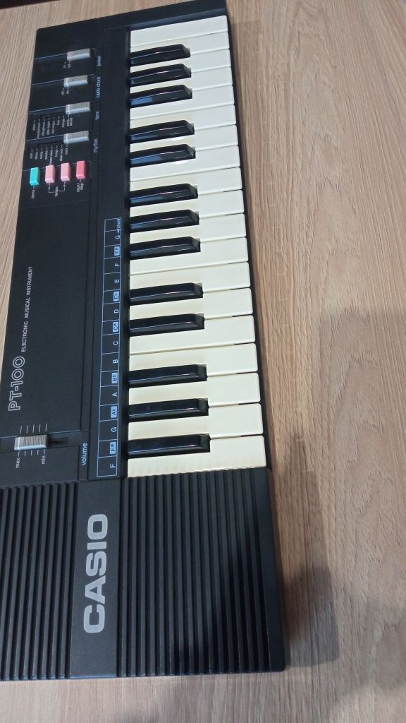 Keyboard Vintage Casio PT-100