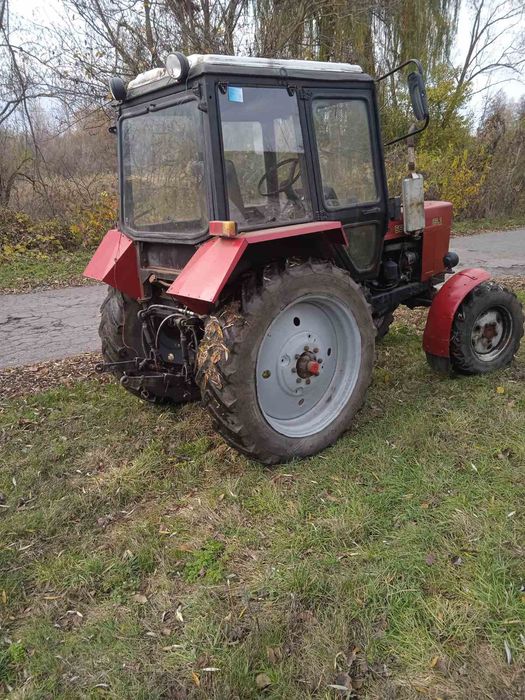 Трактором мтз-82 (без документів)