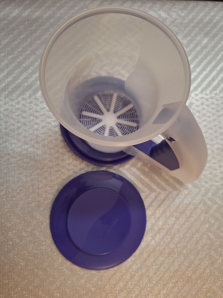 Tupperware Słodki Młynarz - Przesiewacz  Nowy
MĄKI, CUKRU PUDRU orygin