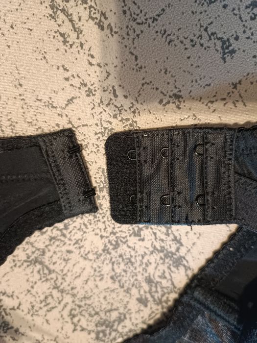 Бюстгальтер 75 Е, 75 D нові