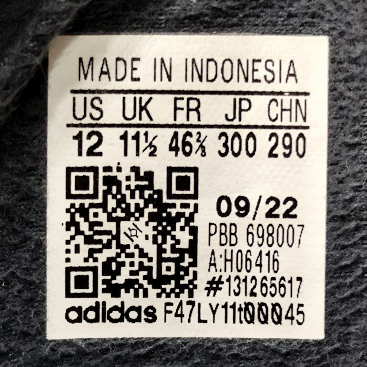 кросівки Adidas SLTN 46.5р/30см