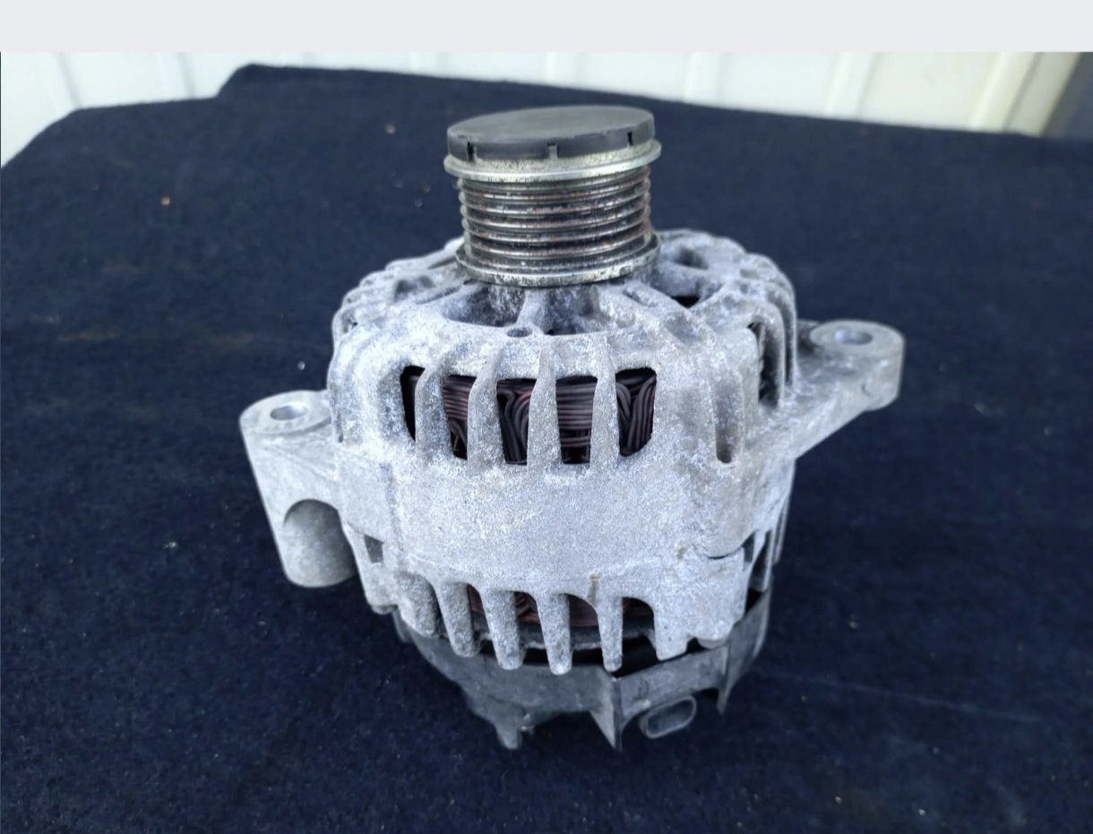 OPEL INSIGNIA ASTRA 2.0 Citd Alternator F-vat