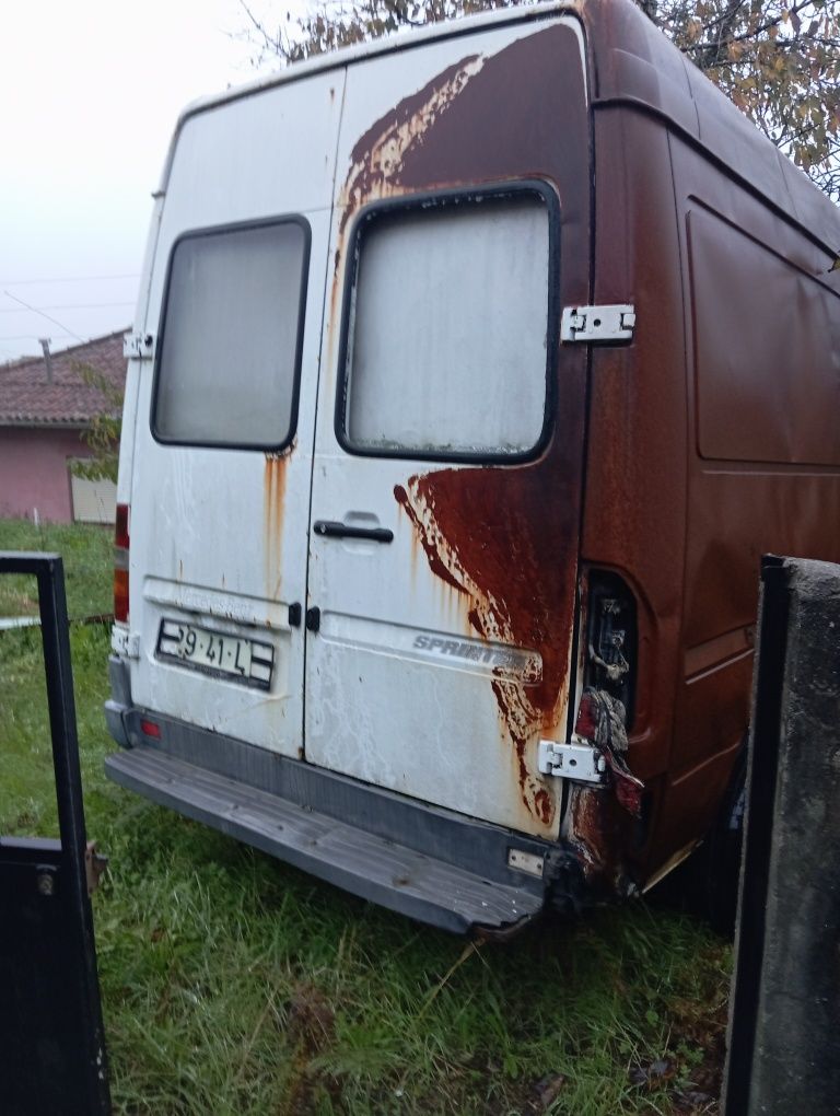 Carrinha Mercedes Sprinter 412