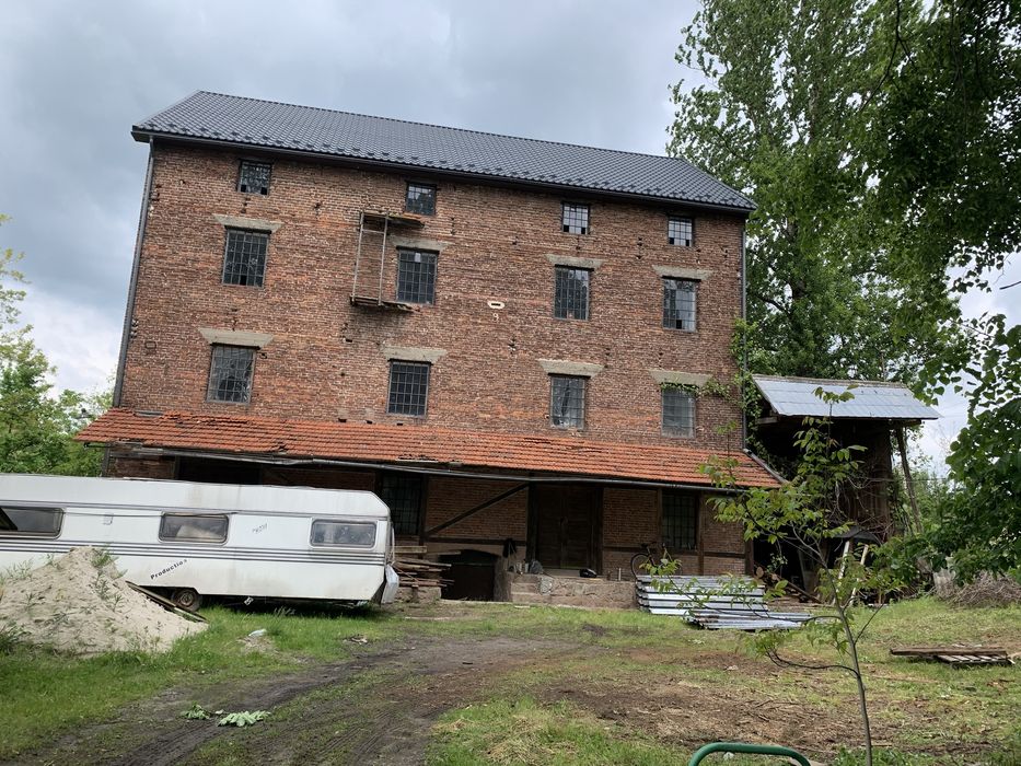 Комерційне приміщеня .Млин Австрійський .Млин.