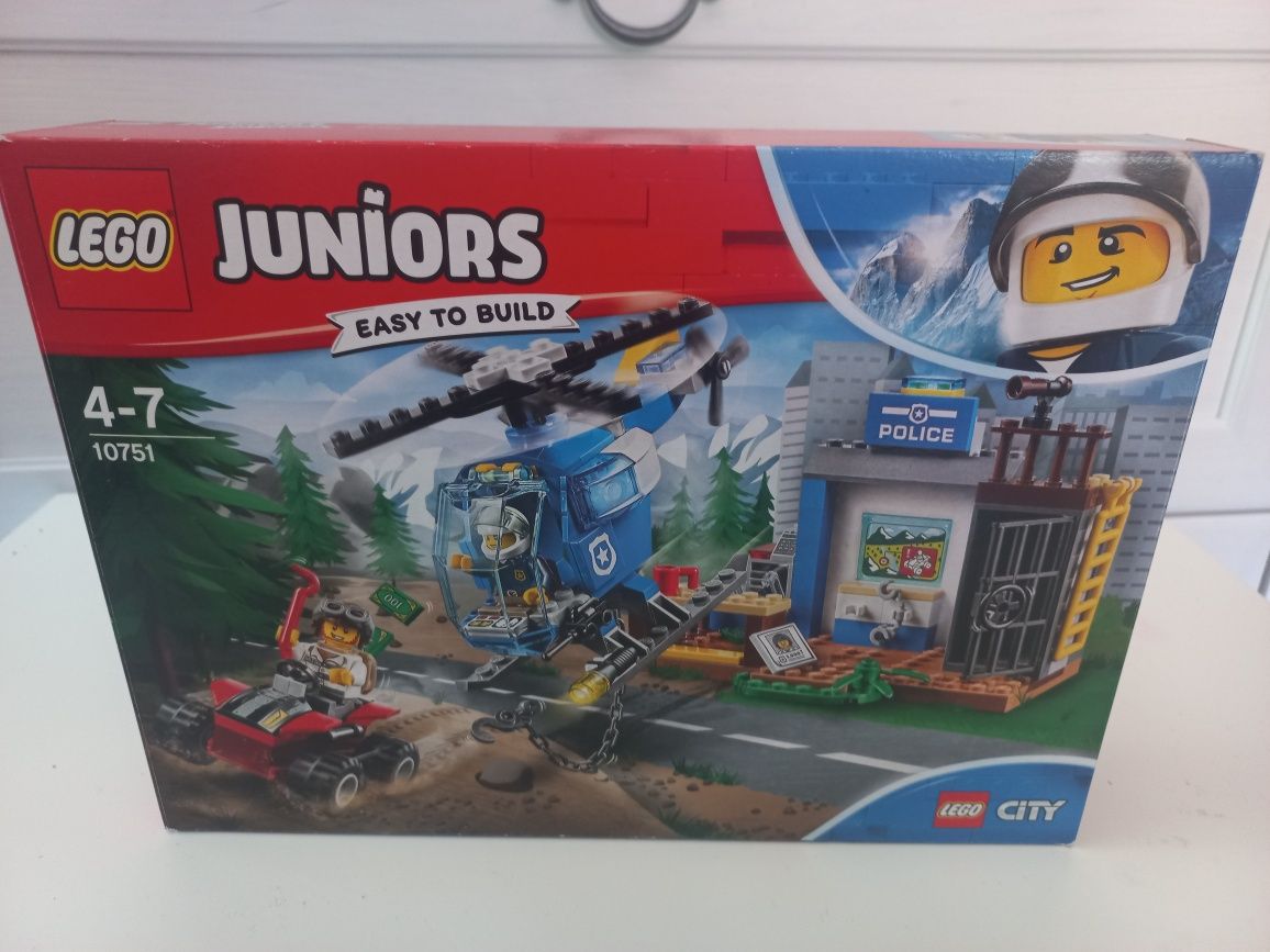 LEGO Juniors 10751 Górski Pościg Policyjny