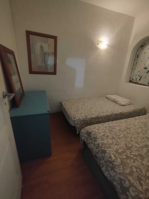 Quarto na costa da Caparica sem calção