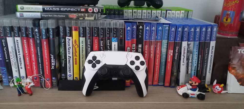 Comando Playstation 4 novo - Reservado