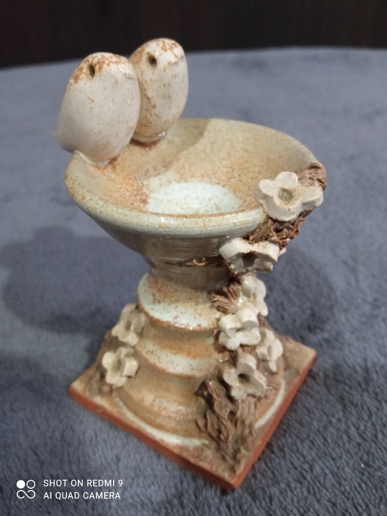 Статуэтка,керамика Птички у фонтана, Handmade, Rosemary Jones,Verwood