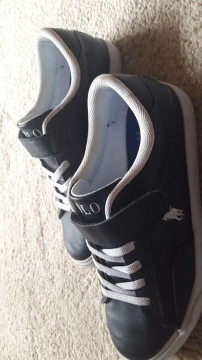Sapatilhas POLO RALPH LAUREN  novas tamanho 32 originais.