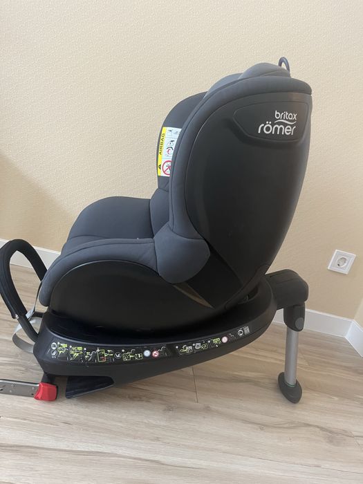 Продам автокрісло Britax Römer DUALFIX i-SIZE