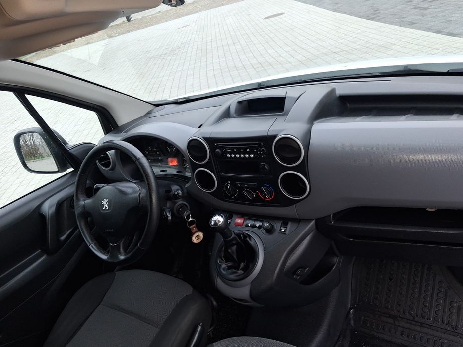 Peugot Partner Long 1.6 Blue HDI