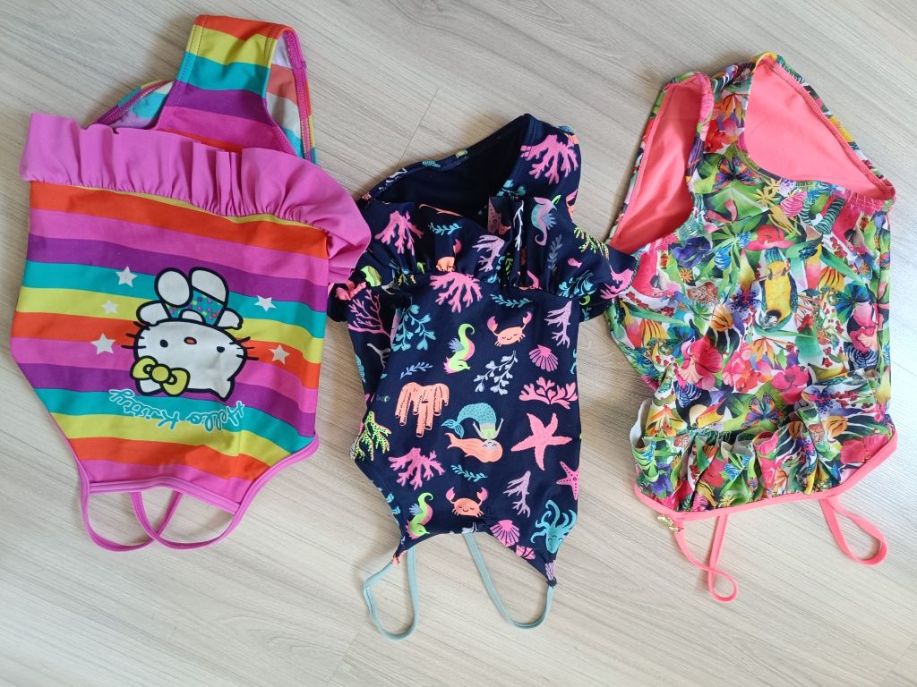 Zestaw stroi kąpielowych hm papugi hello kitty