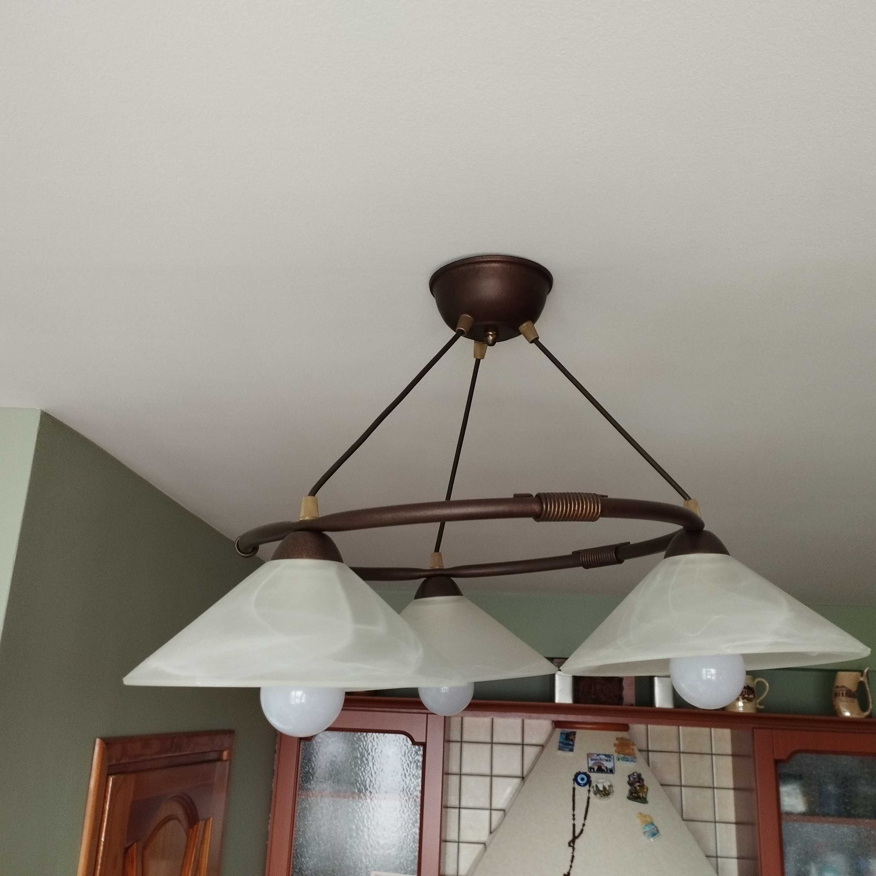 Lampa, Żyrandol do kuchni