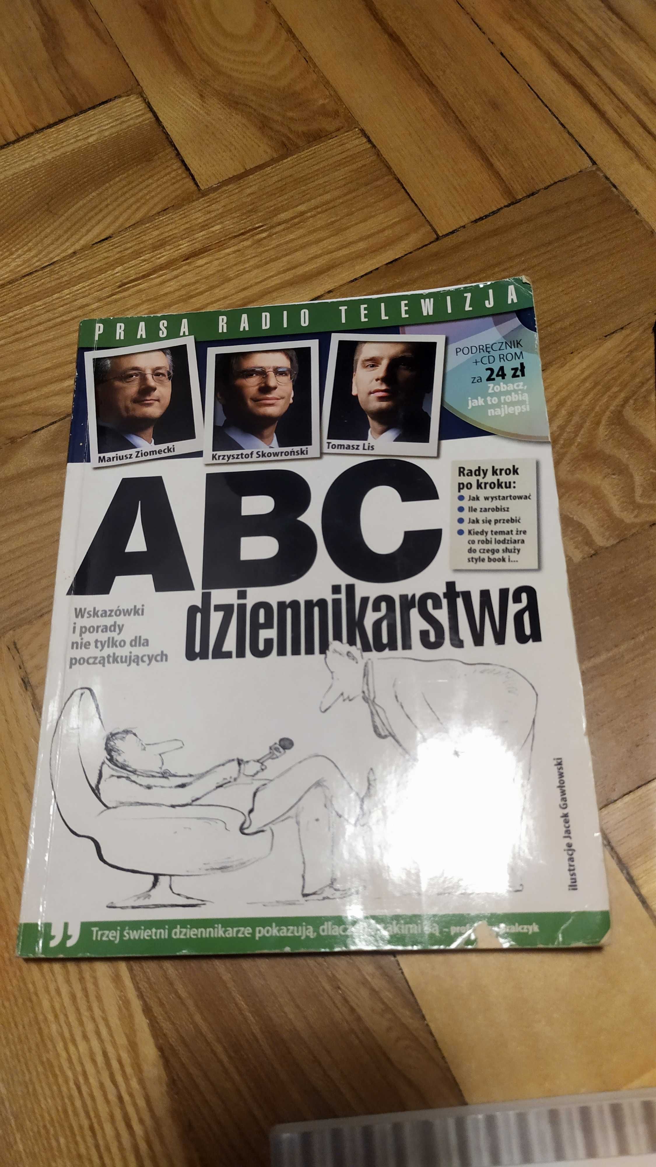 Zestaw trzech książek o dziennikarstwie