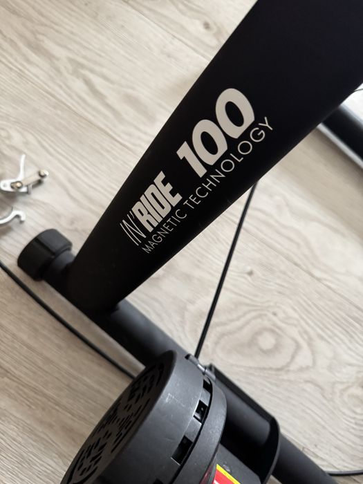 Trenażer rowerowy BTWIN IN’RIDE 100