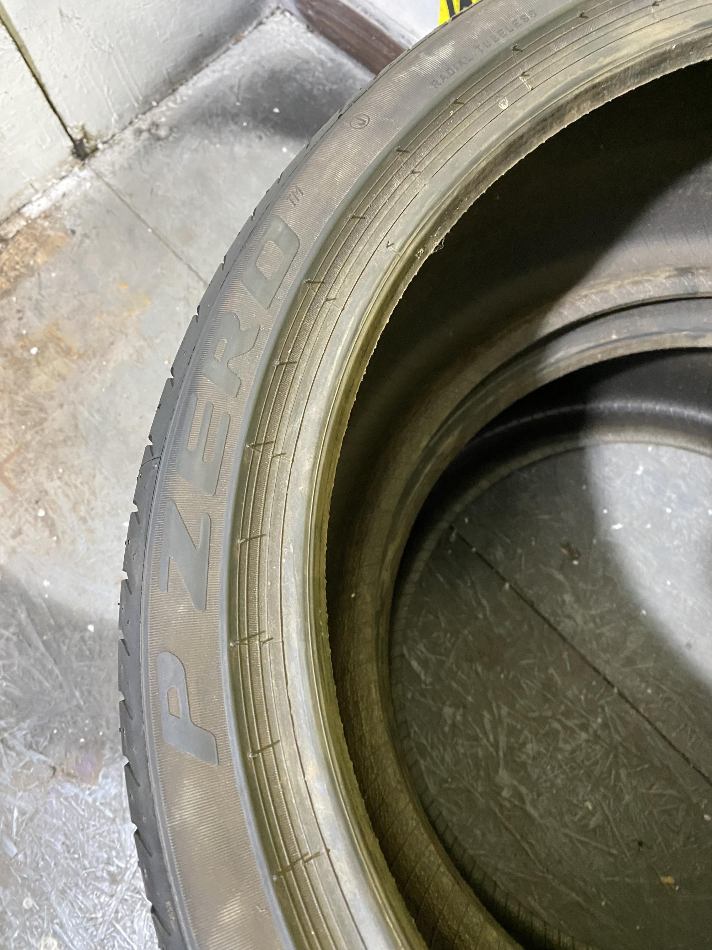 295 30 20 Pirelli Pzero 2023 Літо Як нові