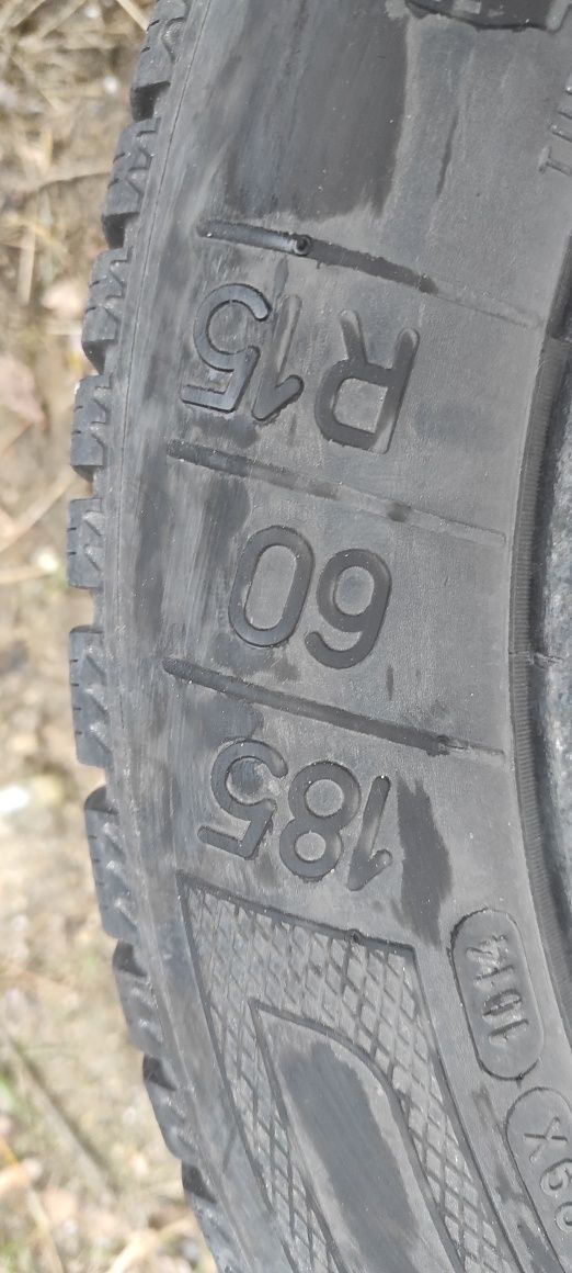 Opony zimowe z 2014r 7mm 185/60/15 Kleber N6