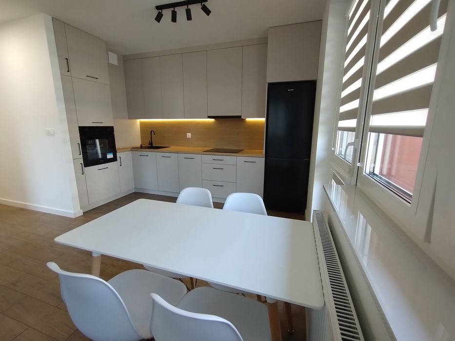 Wynajmę nowe mieszkanie 47m ul. Wyszyńskiego 13 winda faktura