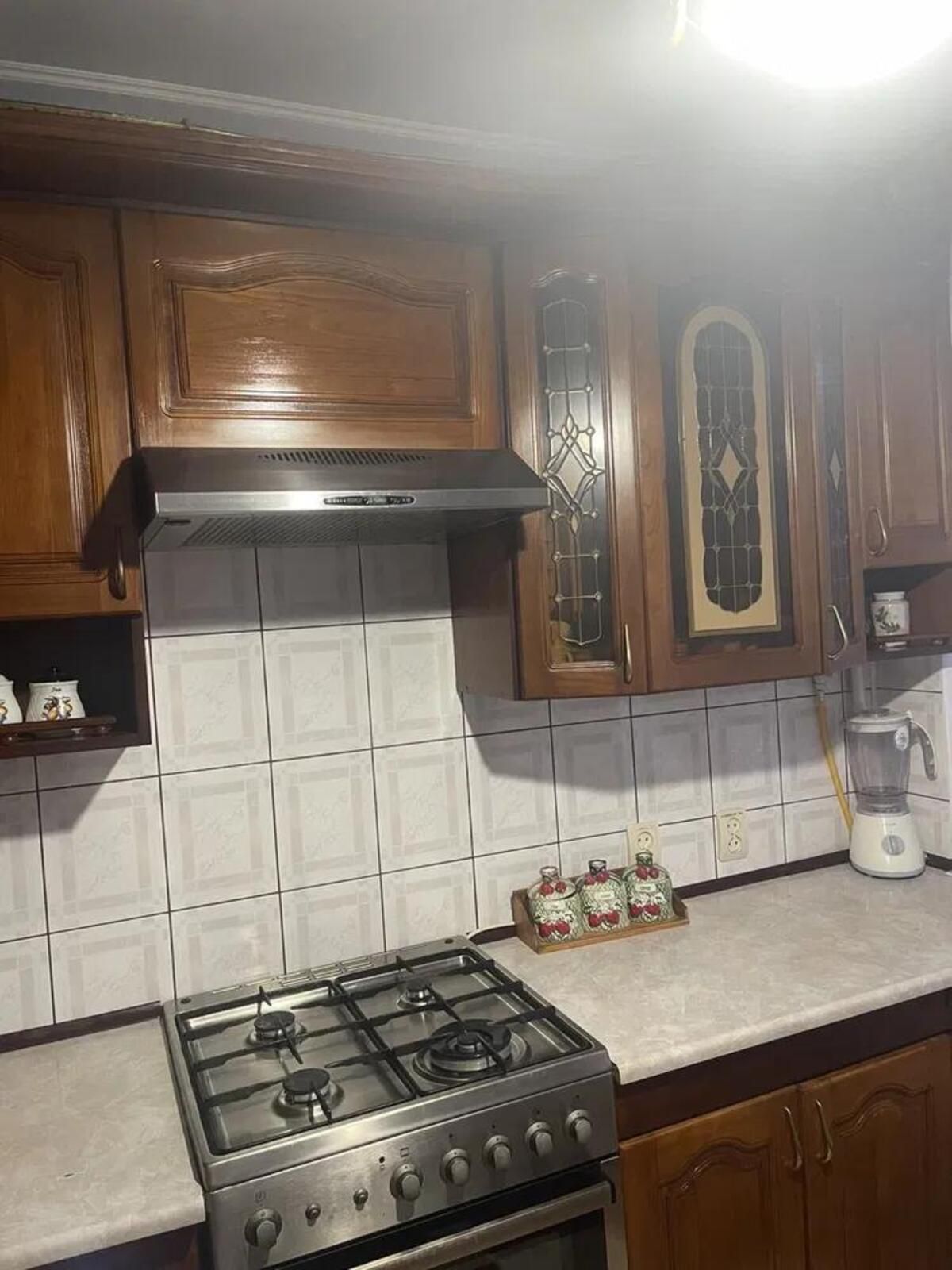 Продаж 3-х кімнатної квартири на вул. Пулюя3