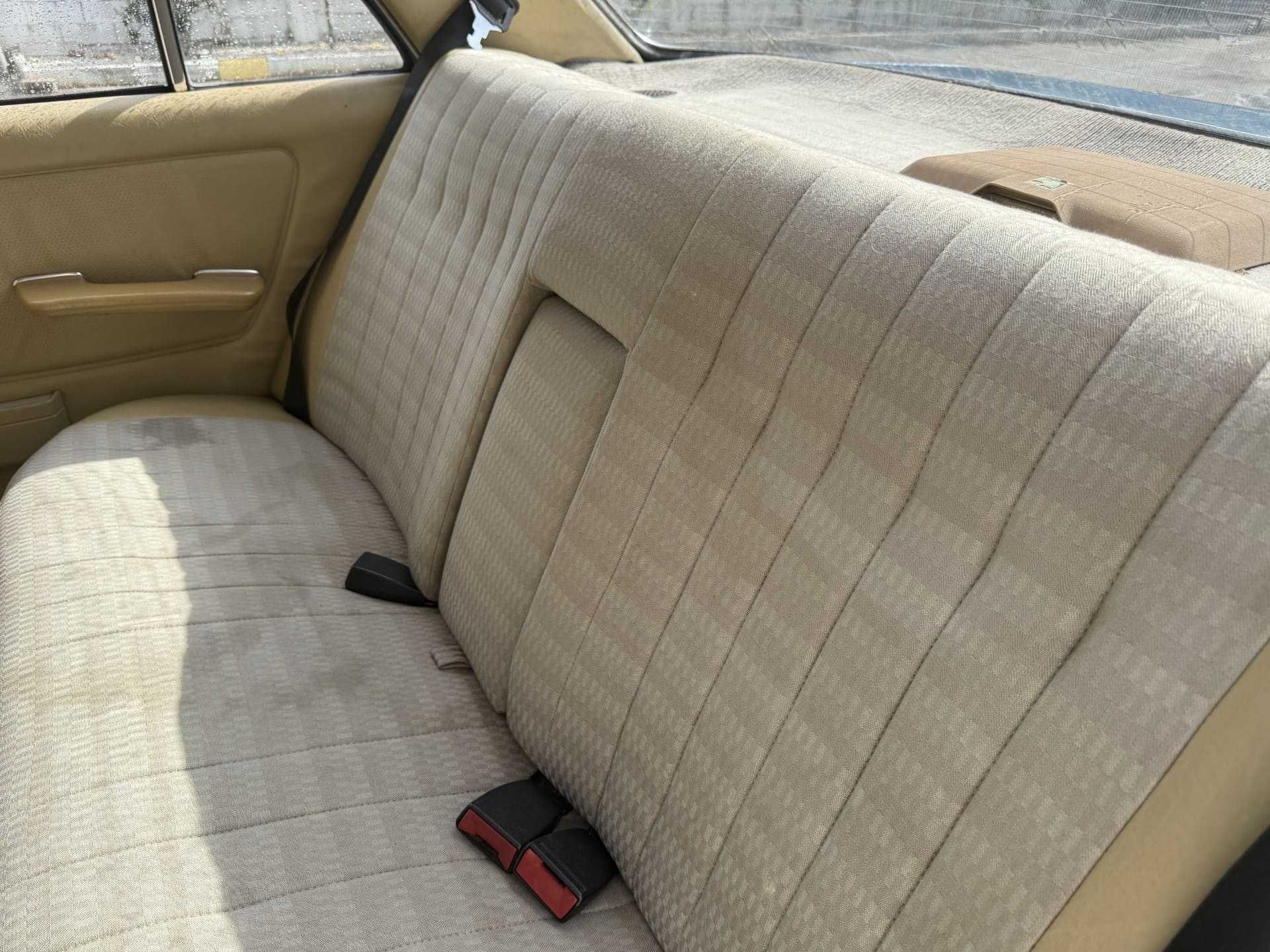 MERCEDES-BENZ W123 240 D NACIONAL