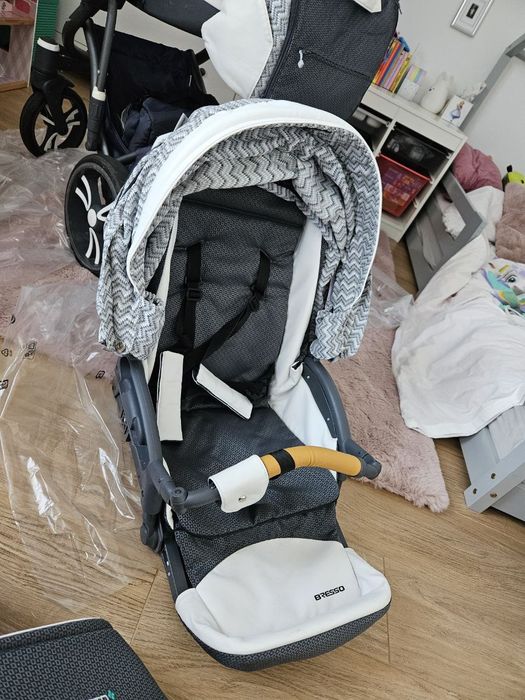 Wózek głęboki że spacerówką Bebetto