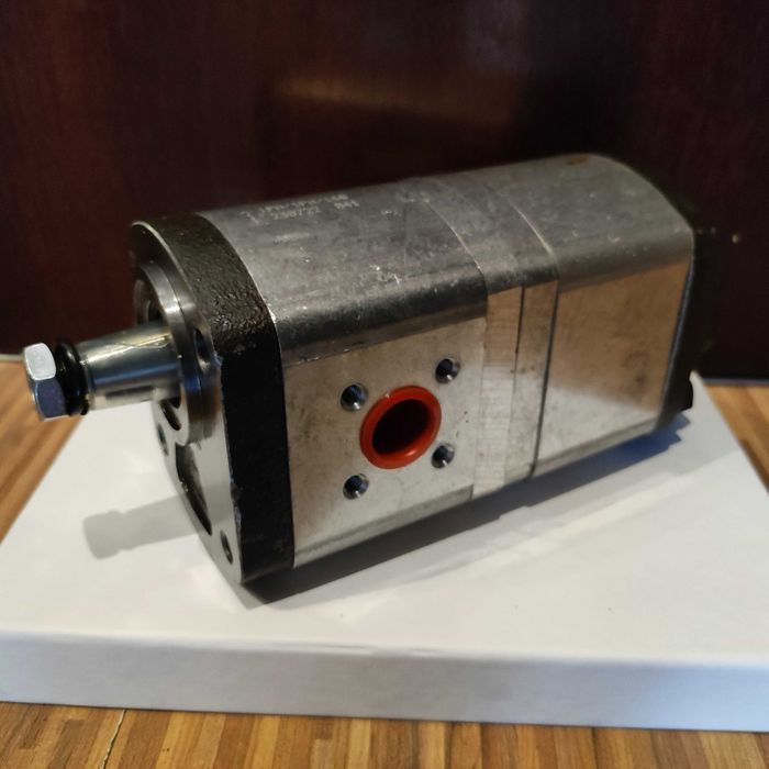 Pompa hydrauliczna Case 1055, 955