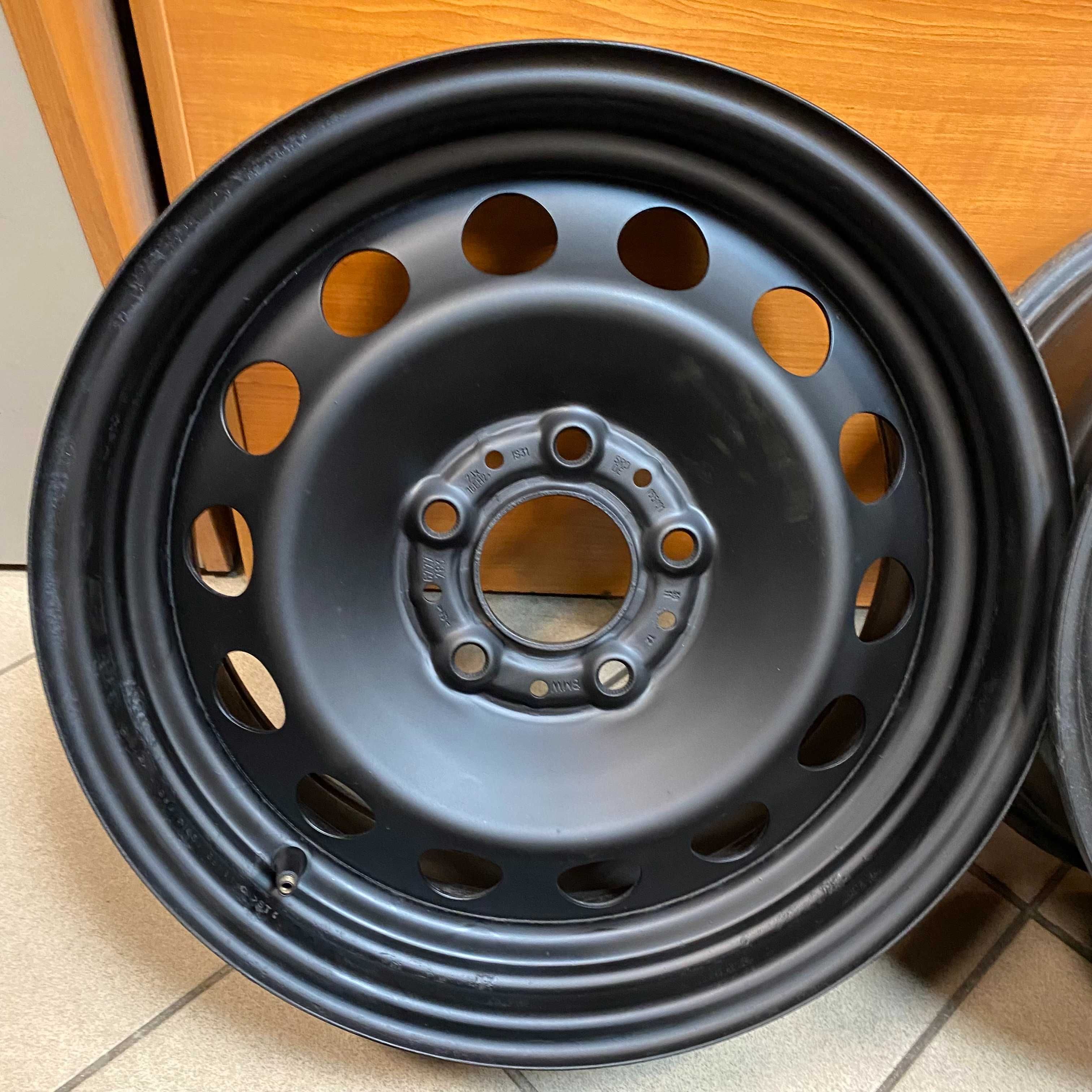 Felgi Stal. 7J 16 ET31 5x120 BMW 3 4 F36 31 30 E90 92.