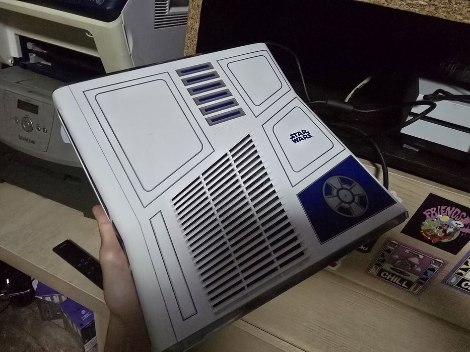 Xbox 360 Slim Star Wars Limited Edition x360