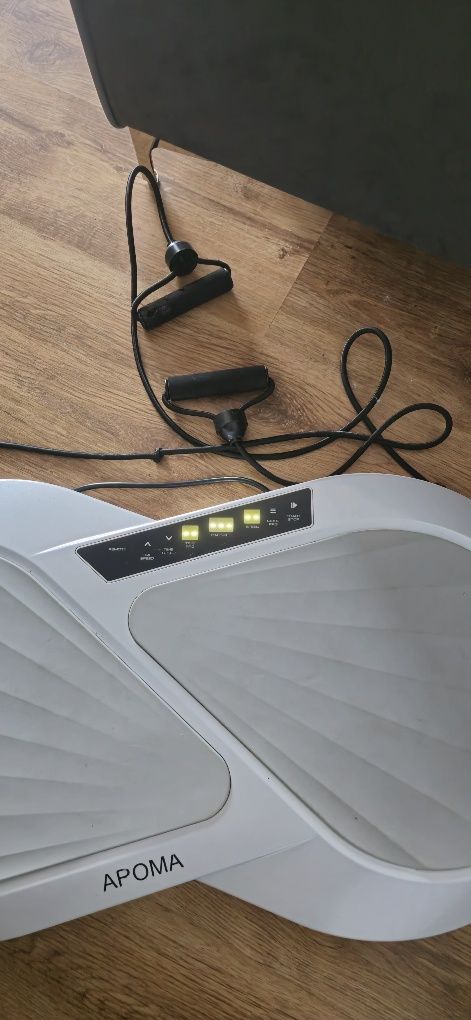 Platforma wibracyjna płyta wibrująca CAROMA 3D model B-30 od nowości
