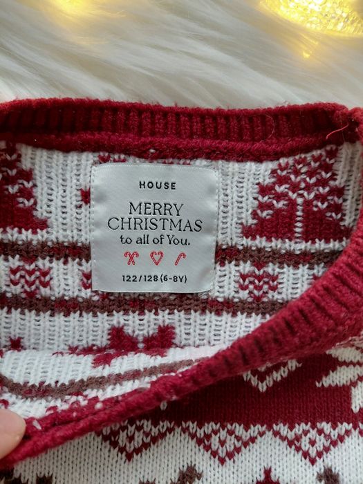 Sweterek świąteczny r. 122/128