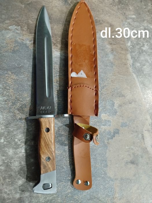 Nóż AK47 z pochwą bagnet