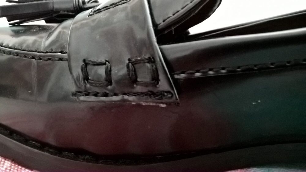 Sapatos pretos lefties