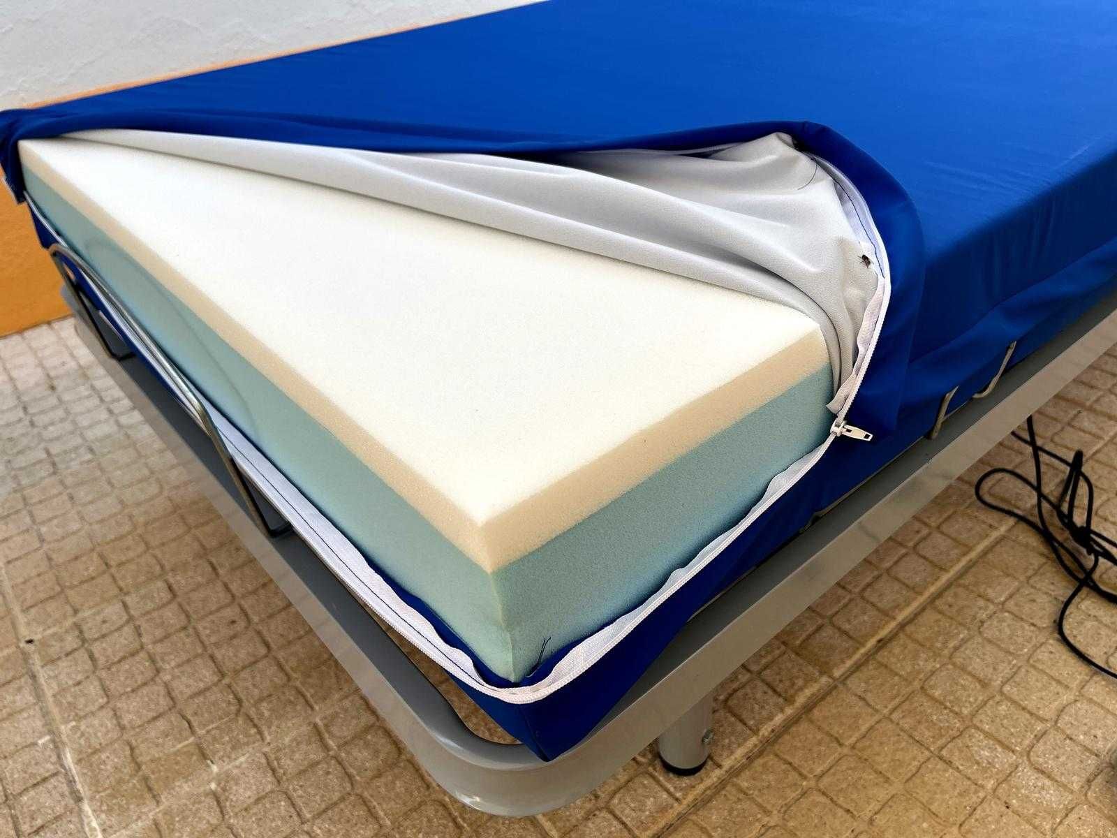 Cama articulada com colchão sanitário viscoelástico impermeável