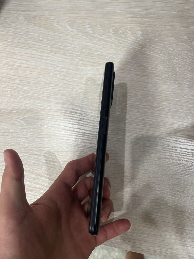 Телефон Xiomi redmi 9T новый