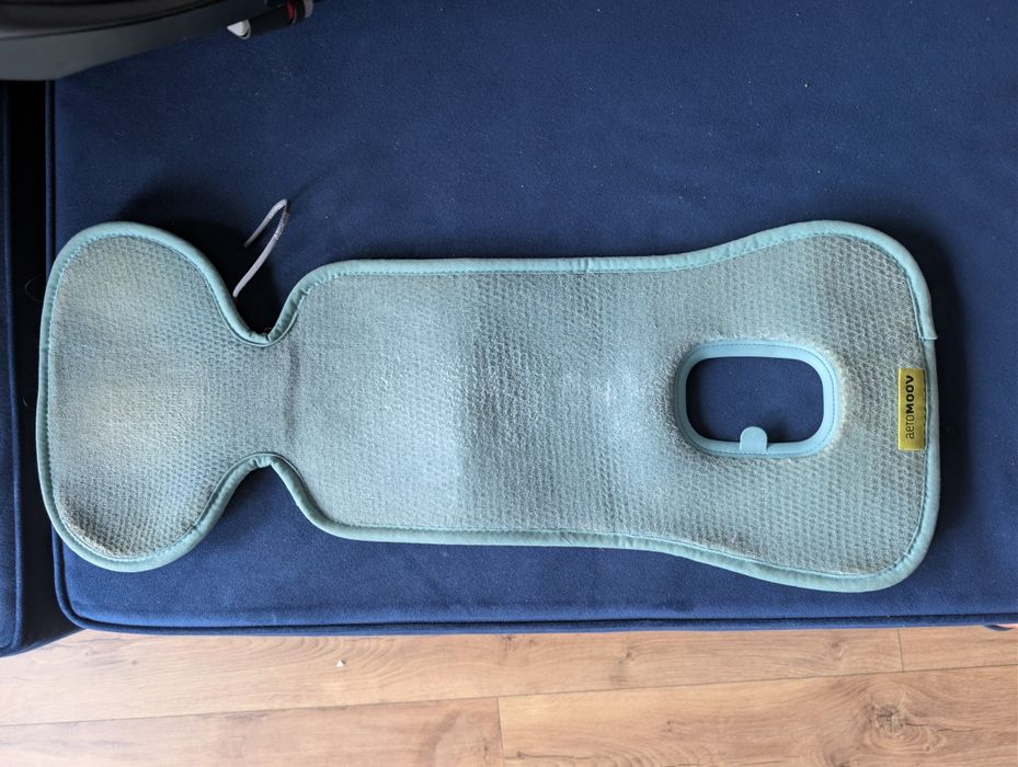 Fotelik Cybex cloud T i-size z bazą.