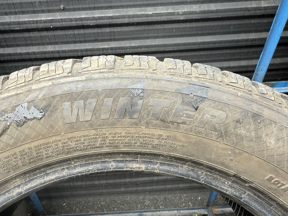 Pojedyncza Opona Zimowa 205/55/16 Paxaro Winter