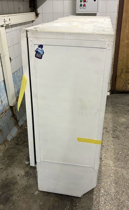 Десертна (кондитерська) вітрина