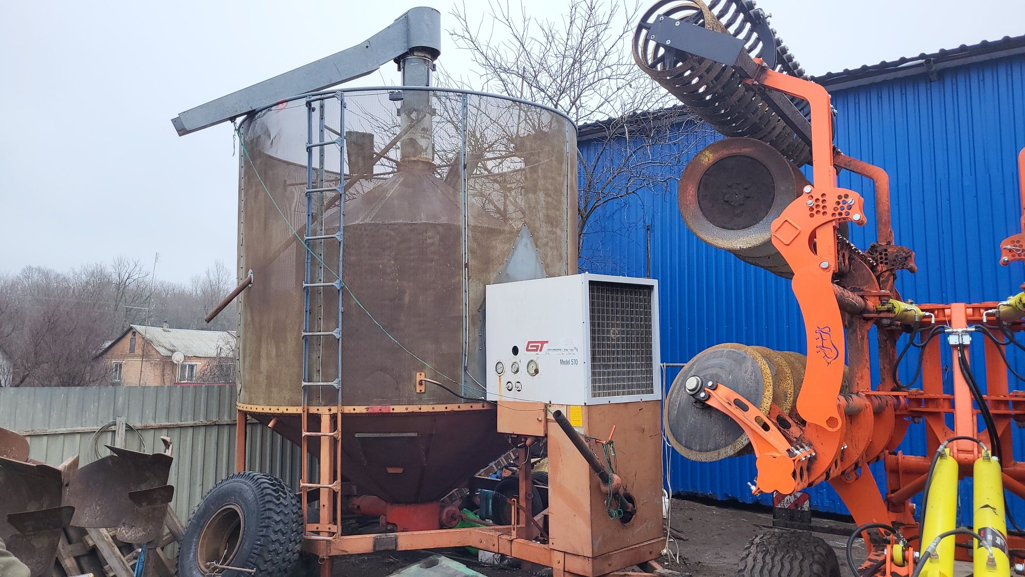 Продам мобільну зерносушарку 12тон