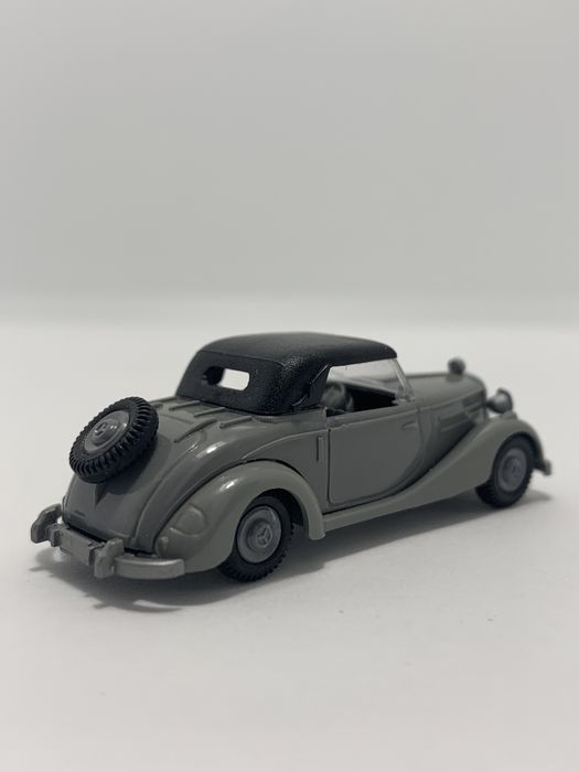 Mercedes 170 S da Praliné escala H0 1/87