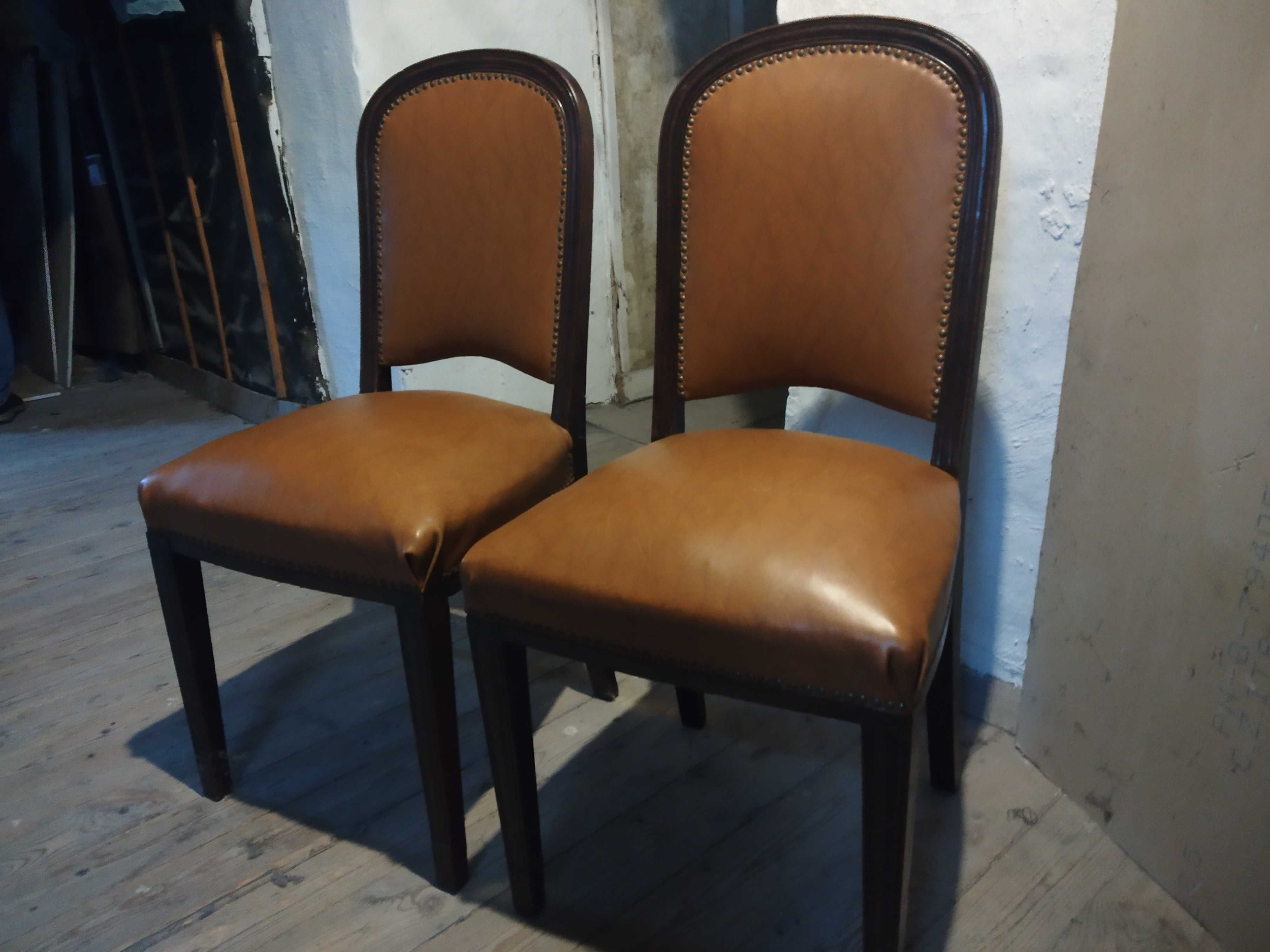Odnowione krzesła