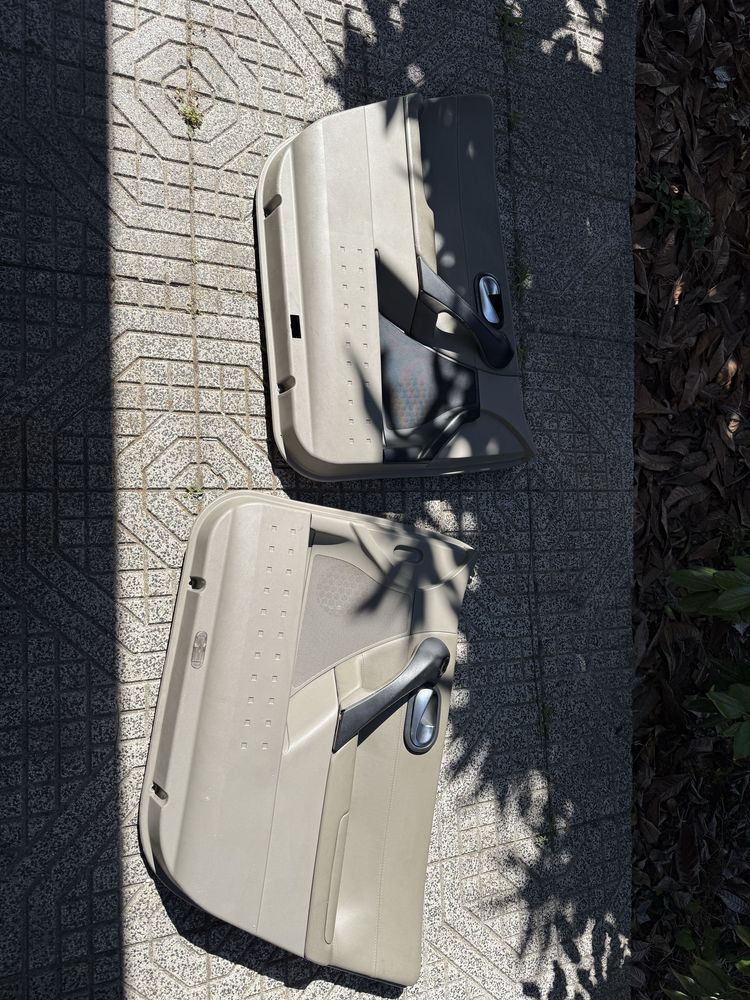 Forros de Porta Renault Megane Carrinha